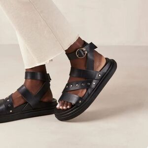 ALOHAS Black Leather, Silver Accents Sandals Studded Straps US 8.5 Beach Coastal